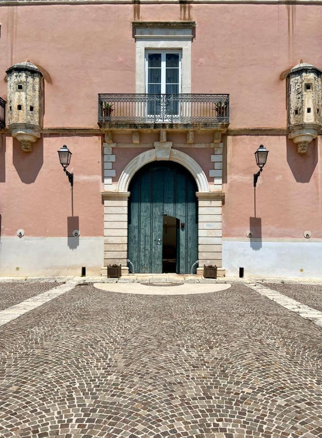 Villa In Gargano - Villa Basso Monte SantʼAngelo المظهر الخارجي الصورة